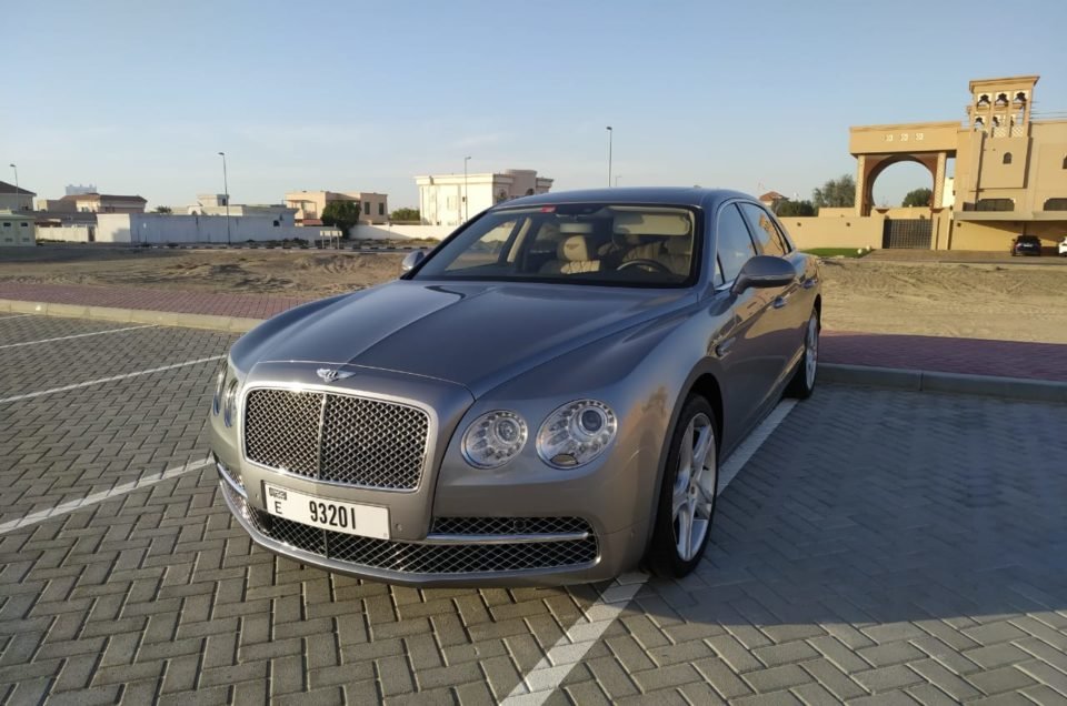 Bentley-Flying-Spur-rent-Dubai