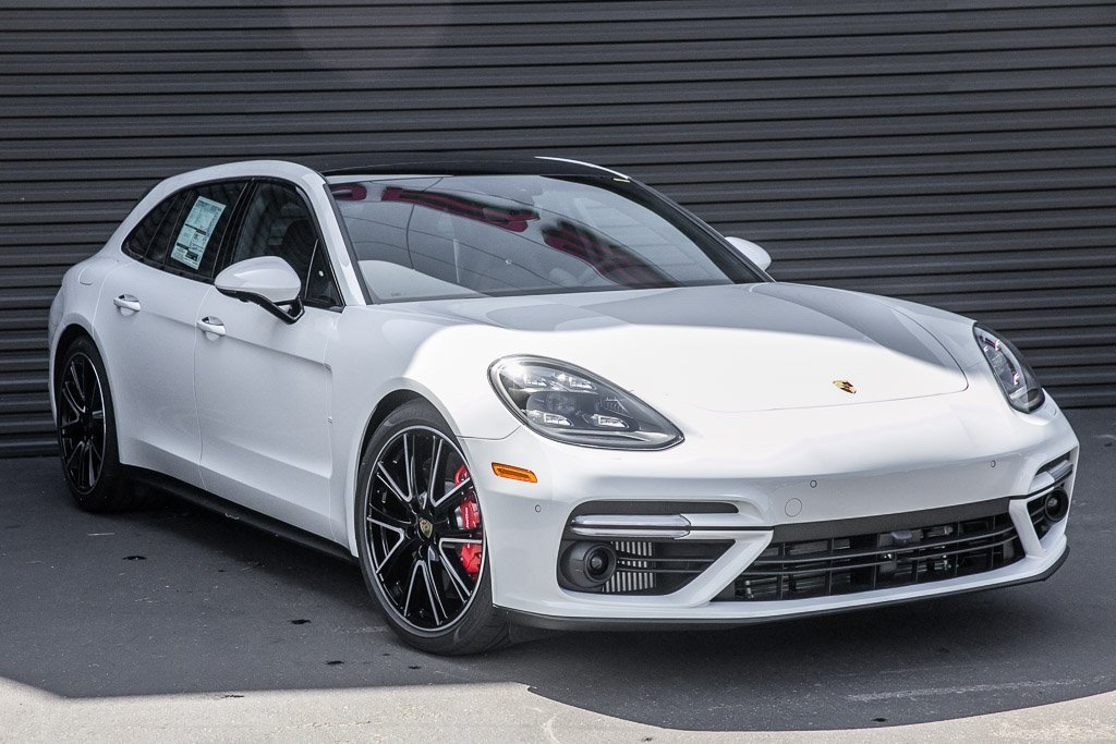 Porsche Panamera Turbo Rent Dubai