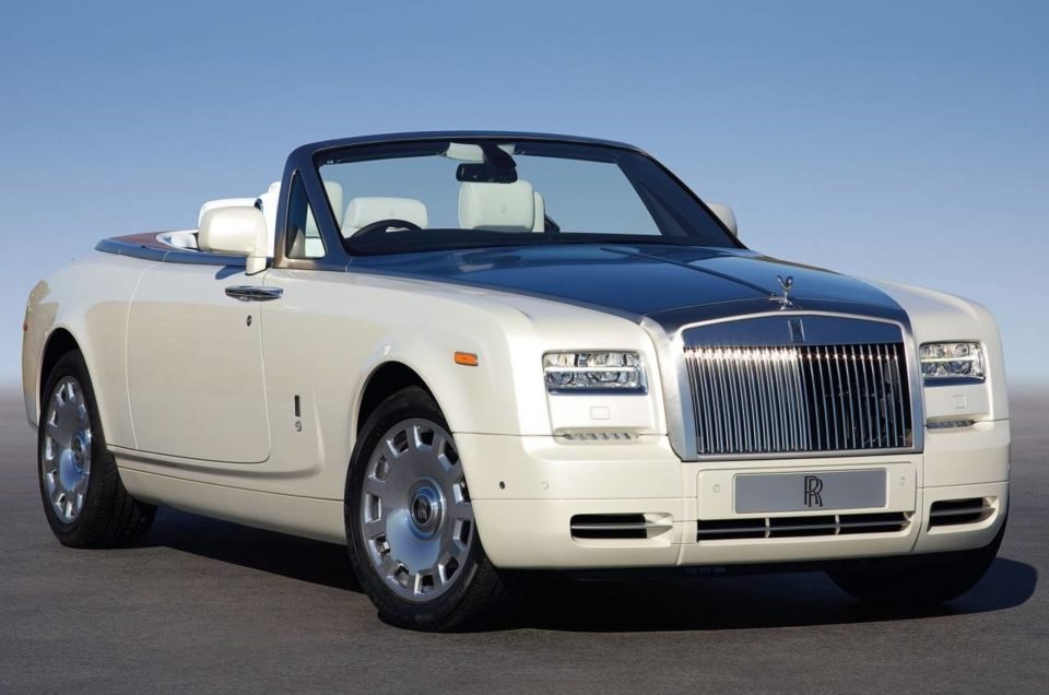 Rolls Royce Phantom Drophead Coupe rent Dubai,rolls Royce phantom rental Dubai,