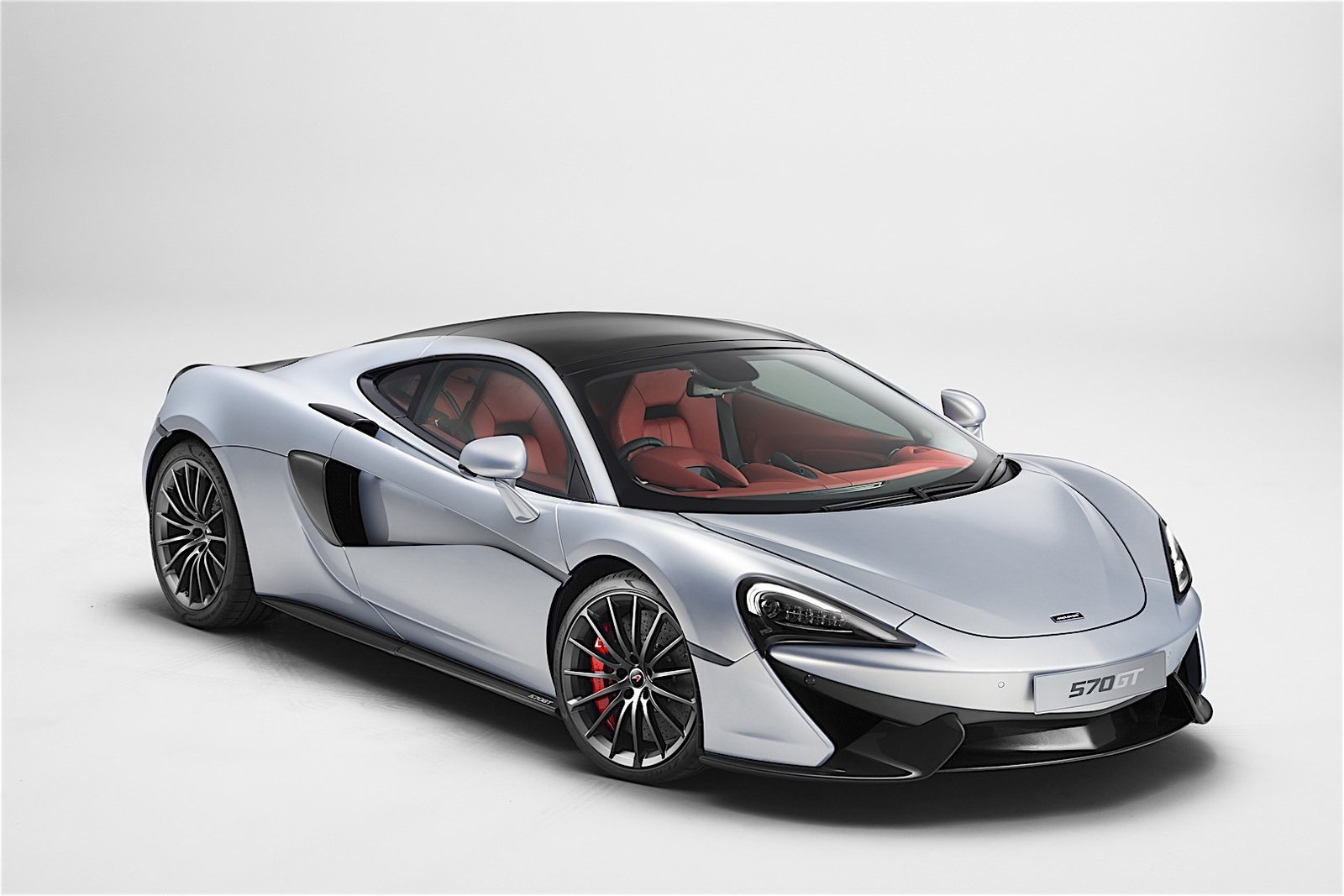 Rent MCLAREN 570GT Dubai