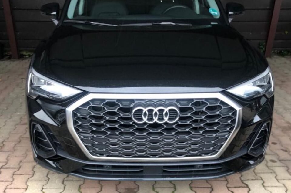 2020 Audi Q3 rental dubai