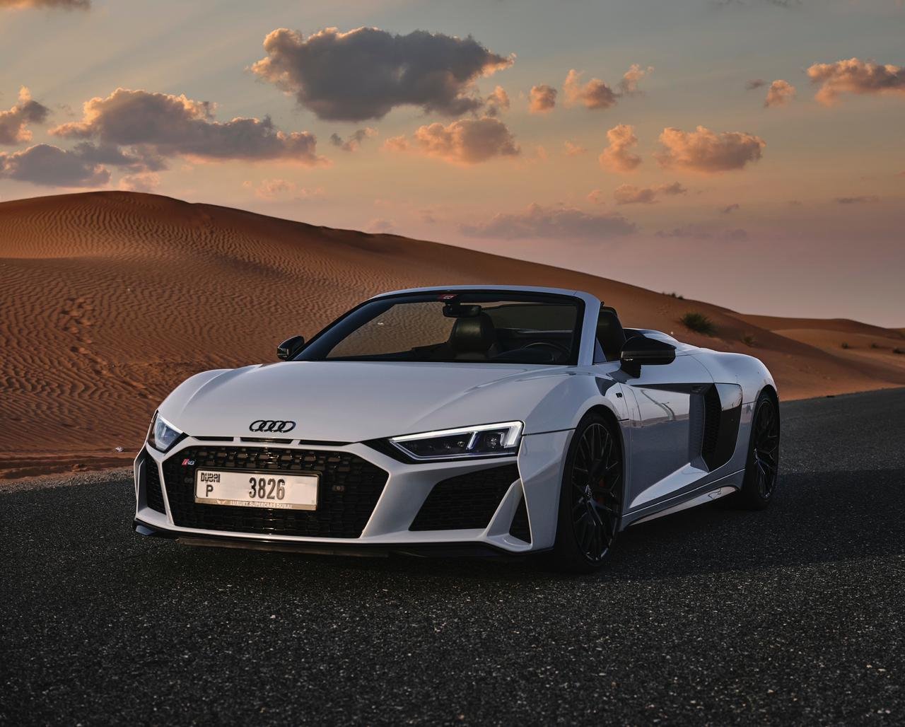 audi-r8-spyder-facelift-rental-dubai