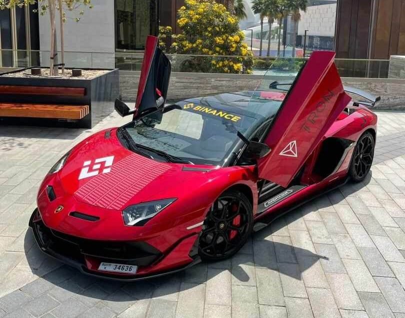 Lamborghini Aventador SVJ Roadster rent Dubai - Rent Lamborghini Dubai