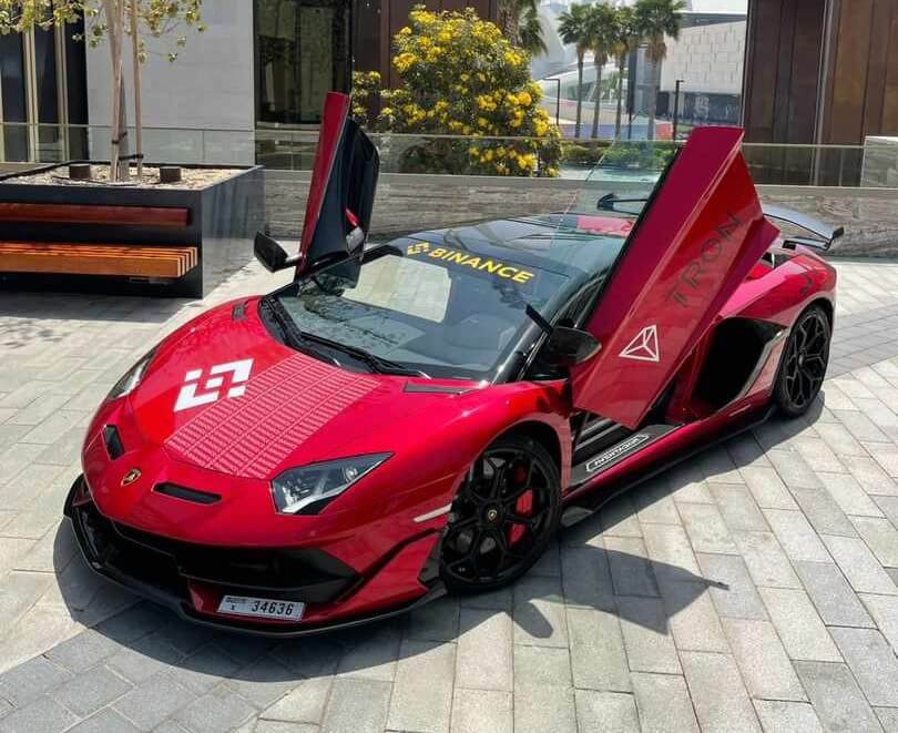 Lamborghini Aventador SVJ Roadster rent Dubai - Rent Lamborghini Dubai