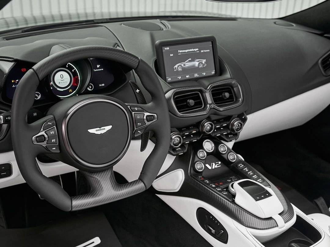 Aston Martin Vantage Roadster Rental Dubai - Supercar Rental Dubai