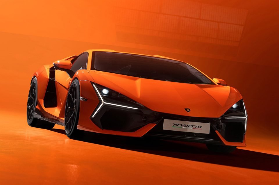 2024 Lamborghini Revuelto Rental Dubai
