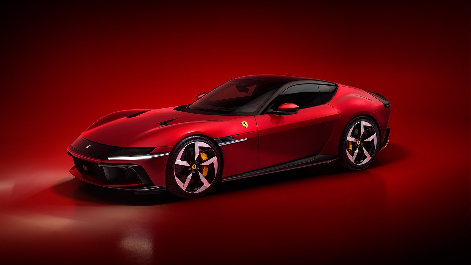 2025-Ferrari-12Cilindri Rental Dubai